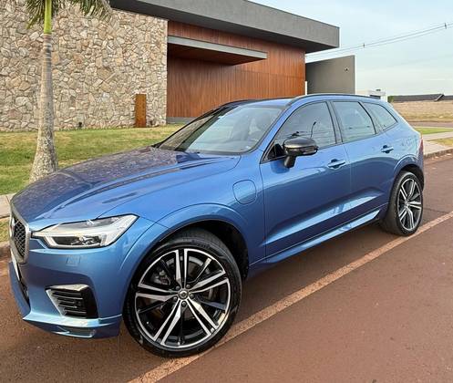 VOLVO XC60 2.0 T8 HYBRID R-DESIGN AWD GEARTRONIC